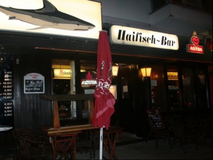 Photo: Haifisch Bar